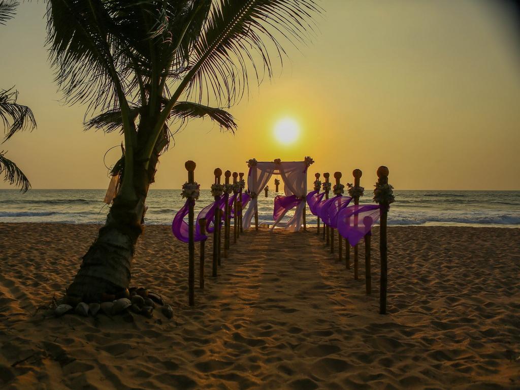 Arcade Beach Hotel Bentota Exterior photo